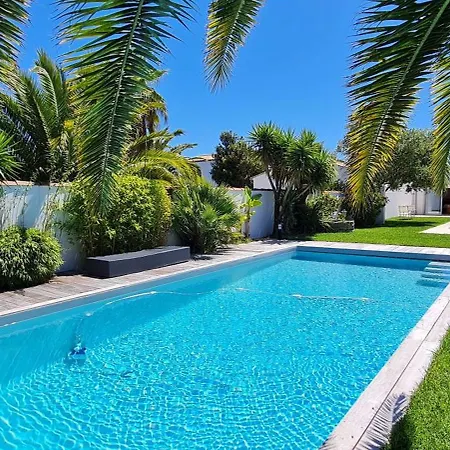 Superbe Avec Piscine Chauffee Sainte-Marie-de-Re